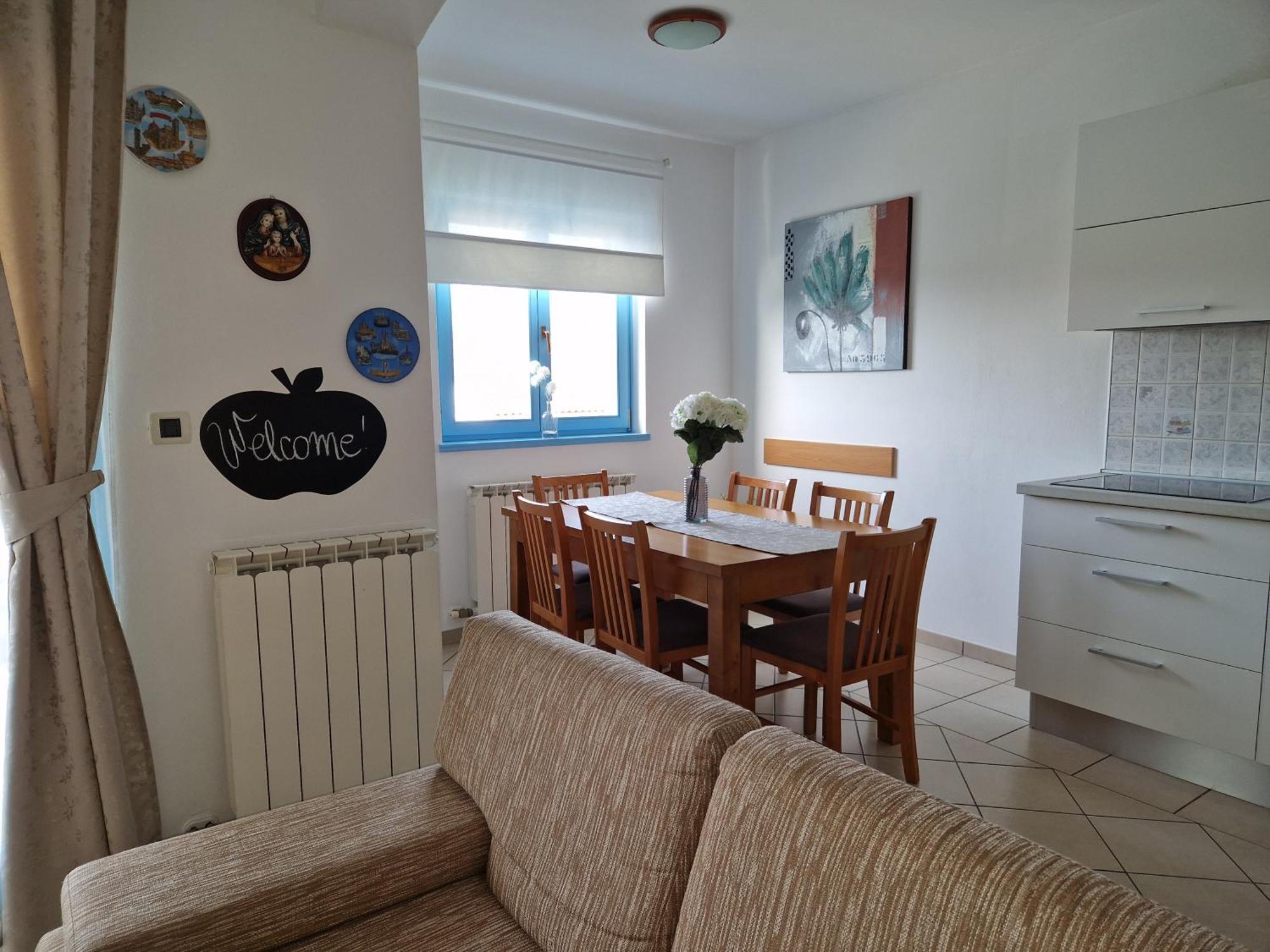 Apartment Karla โปเรช ภายนอก รูปภาพ