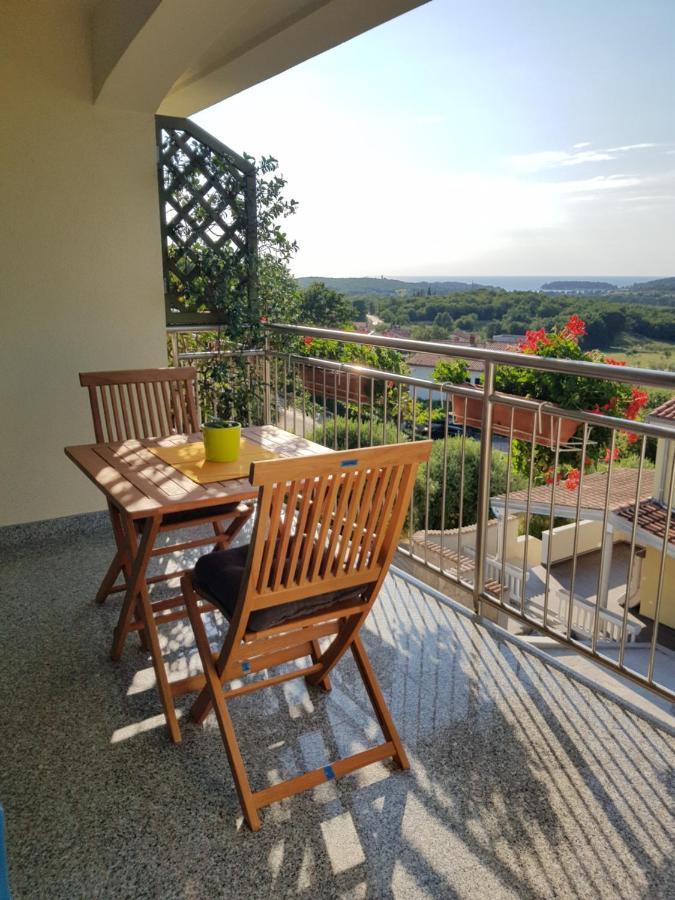 Apartment Karla โปเรช ภายนอก รูปภาพ